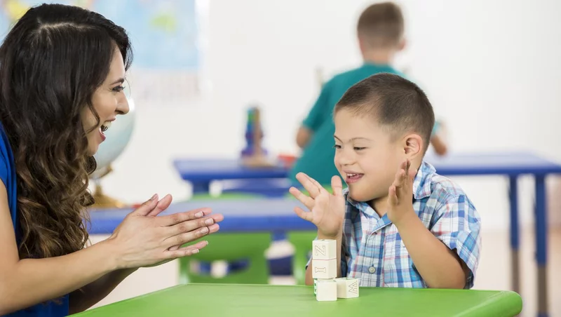 Imagem do curso: Desenvolvimento de Pessoas com Deficiência Mental